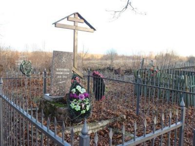 Братская могила мирных жителей, сожженных фашистами