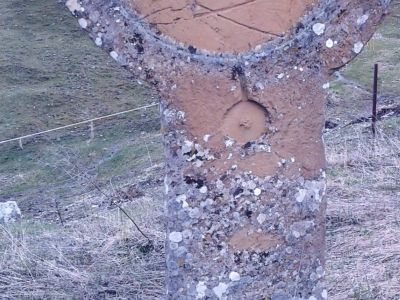 Стела надмогильная кузнеца