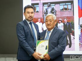 В Якутске отметили 75-летие журналиста Ивана Ксенофонтова