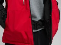 Горнолыжная куртка полуприлегающего силуэта