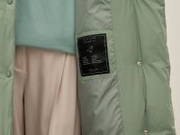 Пуховик с воротником-стойкой