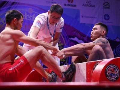 Сергей Константинов отличился золотом чемпионата мира по мас-рестлингу в Бишкеке