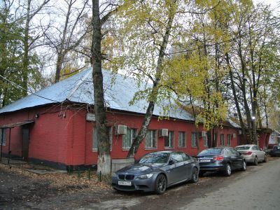 Конюшня - склад, 1770 г., архитектор Е.П.Ключарев, 1822 г., архитектор А.С.Кутепов