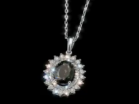 Подвеска из белого золота с хромдиопсидом э4754пд08220453