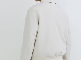 Утеплённый бомбер с отложным воротником, Белый