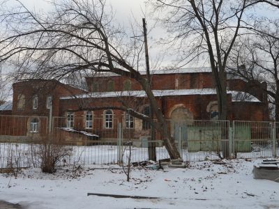 Покровская церковь с подворьем мужского монастыря