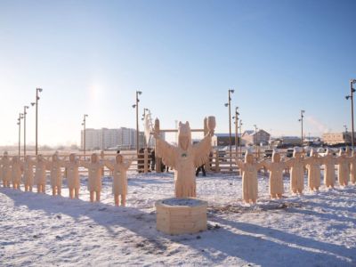 Парк «Ытык Сир» с деревянными фигурами строят в Якутске