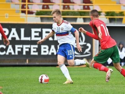 Якутянин Артем Соколов сыграл в победном матче сборной России по футболу
