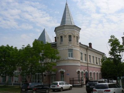 Магазин универсальный торгового дома "Кунст и Альберс"