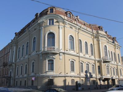 Особняк Серебряковой