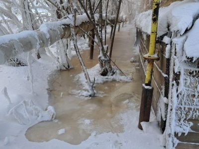 В Якутске сразу несколько домов затопило канализацией