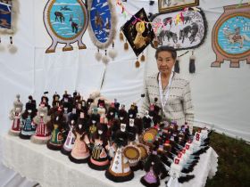 Изделия ручной работы представили мастера на Ысыахе Олонхо