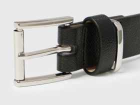 Ремень с металлической шлёвкой, Черный