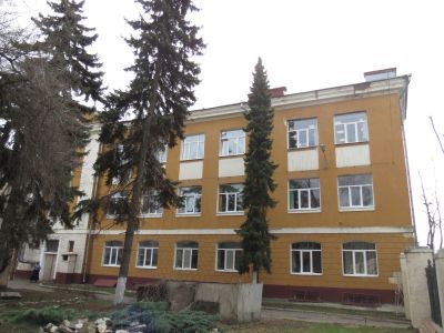 Училище Шпольского