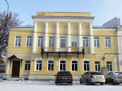 Бывший жилой дом