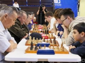 На турнире участника ВОВ по шашкам и шахматам в Якутске впервые за 10 лет победили ветераны