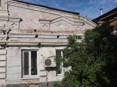 Флигель с лавкой