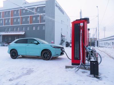 Заработали электрозаправочные станции на территории «Квартала труда» в Якутске 