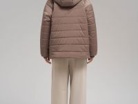 Стеганая куртка с искусственным утеплителем