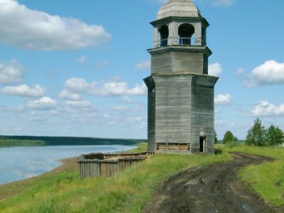 Колокольня