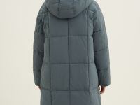 Пальто утепленное с капюшоном