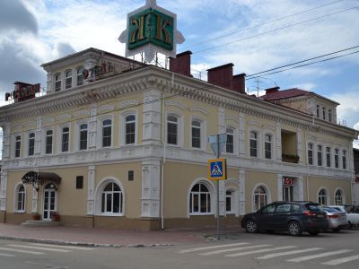 Дом В.В. Шерстнева с торговым помещением