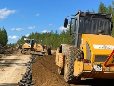 Современный метод ремонта используют на автодороге «Мухтуя» в Якутии