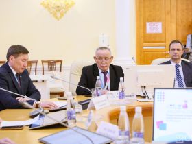 Круглый стол в рамках олимпиады школьников провели в Якутске