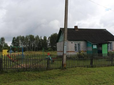 Сукромлянская сельская библиотека МБУК «Ершичская ЦБС»