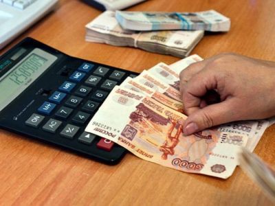 Сколько сотрудников — столько и штрафов. Минюст предлагает усилить санкции за задержку зарплат