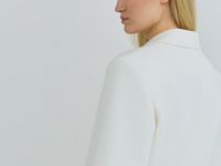 Приталенный двубортный жакет, Белый