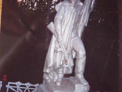 Братская могила с захоронением воинов, погибших в период Великой Отечественной войны 1941—1945 гг.