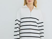 Джемпер с воротником-стойкой на молнии, Белый