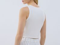 Укороченный топ, Белый