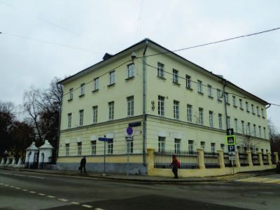 Боковой флигель