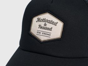 Бейсболка с патчем и сеткой, Черный