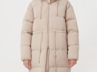 Пуховое женское пальто свободного кроя