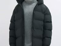 Утеплённая куртка с капюшоном и бесшовной стёжкой, Черный