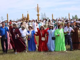 Фото: открытие Ысыаха Туймаады-2025