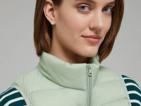 Пуховый жилет с натуральным пухом