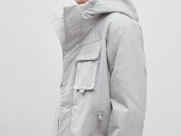 Утепленная куртка с капюшоном