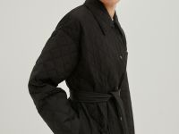 Утепленная куртка с поясом