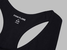 Спортивный топ из трикотажа в рубчик с антибактериальной пропиткой