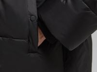 Пуховик со съемным капюшоном