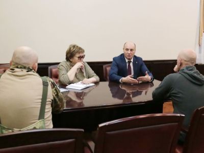 Беседы в мире о войне