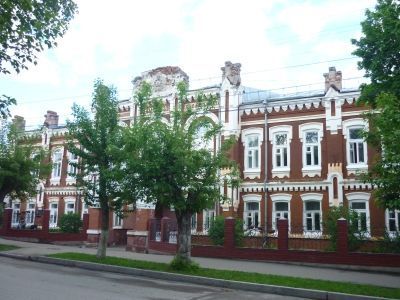 Здание (бывший Дом Союзов) где проходил 13-19 апреля 1918 года I-й Губернский съезд профсоюзов Вятской губернии