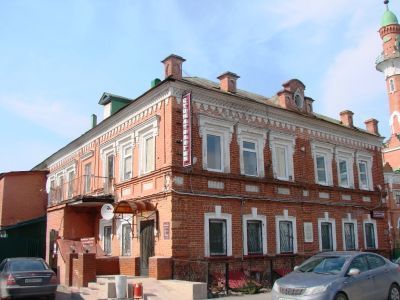 Дом, где в марте - июне 1942 года располагался штаб 120-й стрелковой дивизии в период её формирования