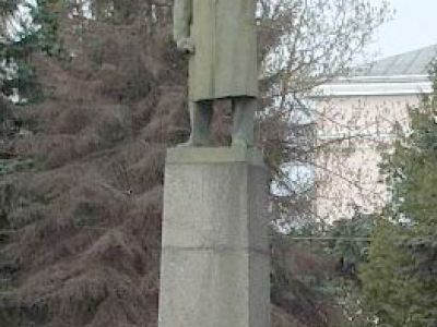 Памятник В.И.Ленину