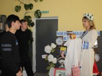 Библиотека п. Красочного