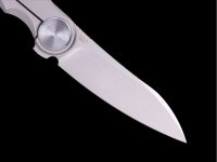 Складной нож Dr.Tech D9618G, сталь M390, рукоять титан, серый